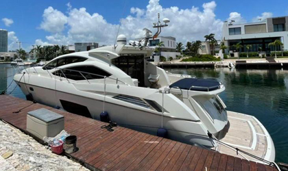 Bahamas yacht cruise with sunset view